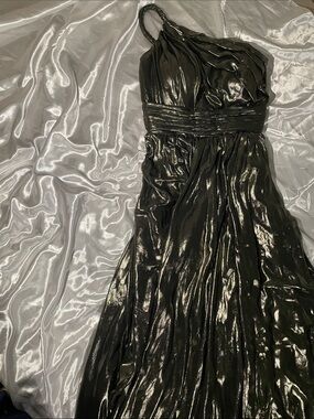 One-Shoulder Metallic green Evening Gown